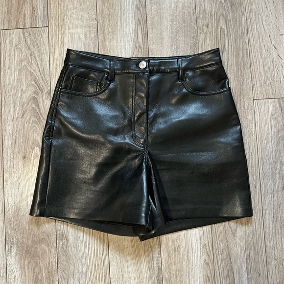 Wilfred Mercury Shorts - Picture 2 of 4